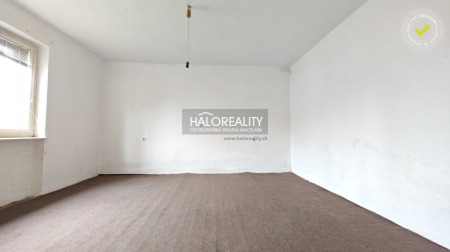 Predaj, rodinný dom s priestranným pozemkom Nesvady