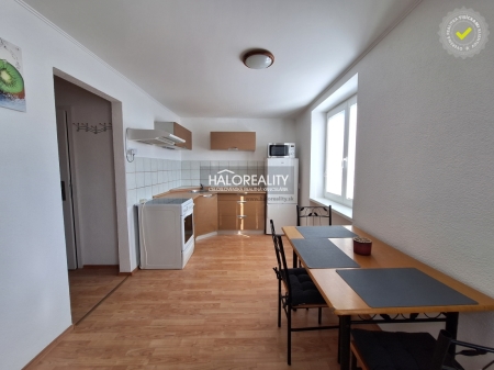 Predaj, garsónka Handlová, 29. augusta - EXKLUZÍVNE HALO REALITY