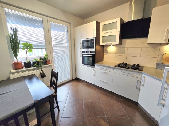 Predaj, štvorizbový byt Bratislava Petržalka, Wolkrova