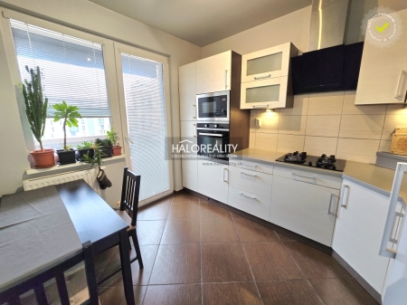 Predaj, štvorizbový byt Bratislava Petržalka, Wolkrova