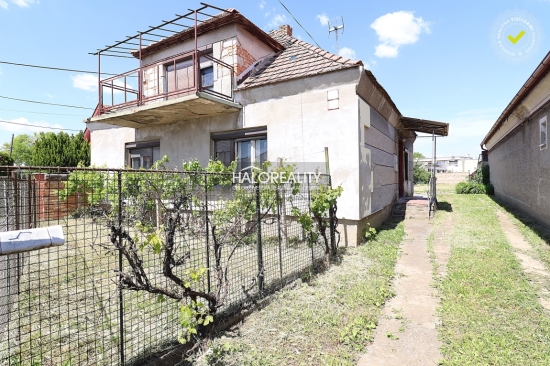 Predaj, rodinný dom Dvory nad Žitavou, štvorizbový, pôvodný stav - EXKLUZÍVNE HALO REALITY