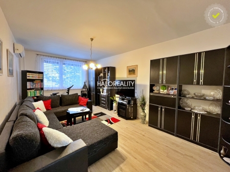 Predaj, trojizbový byt Levice, Rybníky III, po kompletnej rekonštrukcii, čiast...