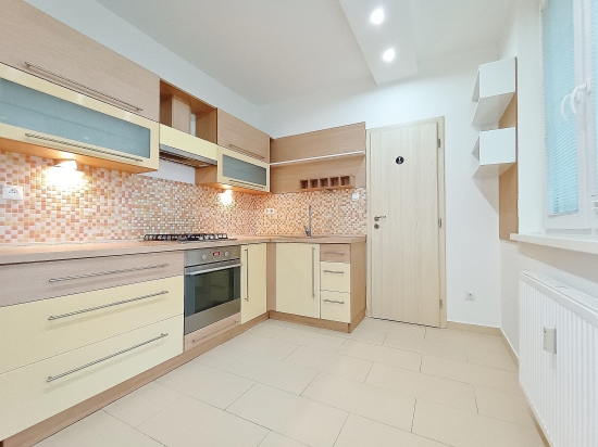 Prenájom, trojizbový byt Dunajská Streda, Nová Ves