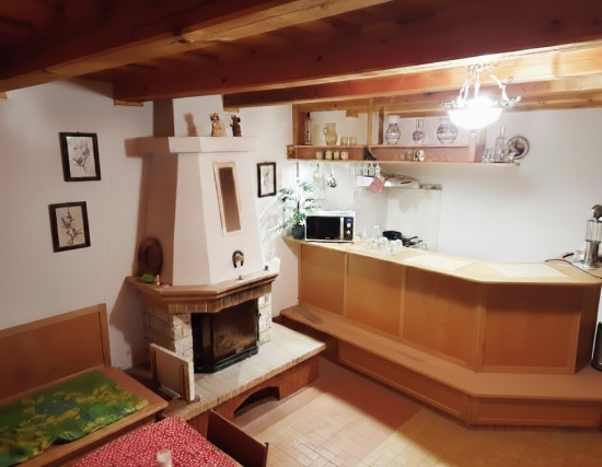 Predaj, chata Dobrá Voda, v objatí lesa