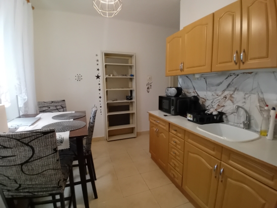 Prenájom, dvojizbový byt Nové Zámky