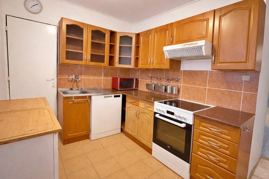 Predaj, štvorizbový byt Šahy