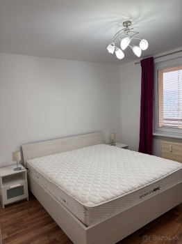 Prenájom, trojizbový byt Trnava, Zátvor