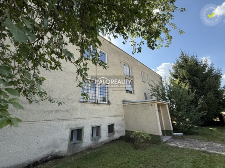  - Predaj, komerčný objekt Skačany, s bytovou jednotkou - EXKLUZÍVNE HALO REAL...