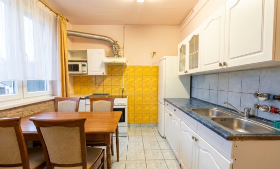 Predaj, trojizbový byt Levice, Cigánka