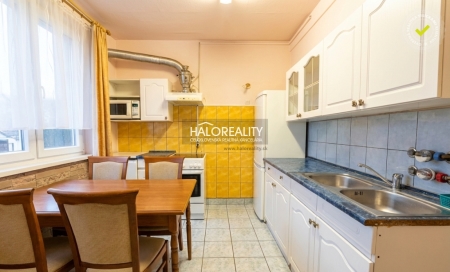  - Predaj, trojizbový byt Levice, Cigánka