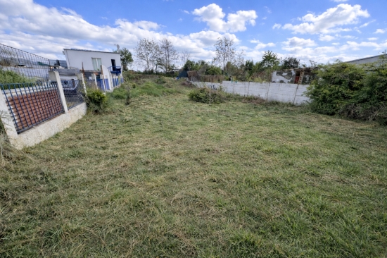 Predaj, záhradný pozemok   584 m2 Bratislava Ružinov - EXKLUZÍVNE HALO REALITY