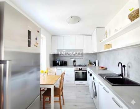 Prenájom, dvojizbový byt Žiar nad Hronom