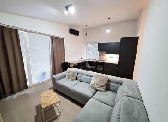 Prenájom, dvojizbový byt Biely Kostol, s terasou a parkovaním