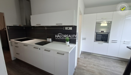 Prenájom, dvojizbový byt Prievidza, Staré Mesto - Prievidza, Kompletne vybaven...