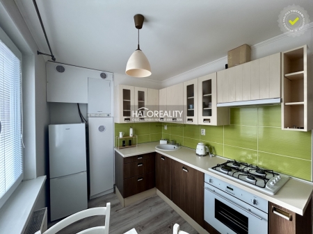 Predaj, trojizbový byt Prievidza, Sídlisko Mládeže - EXKLUZÍVNE HALO REALITY