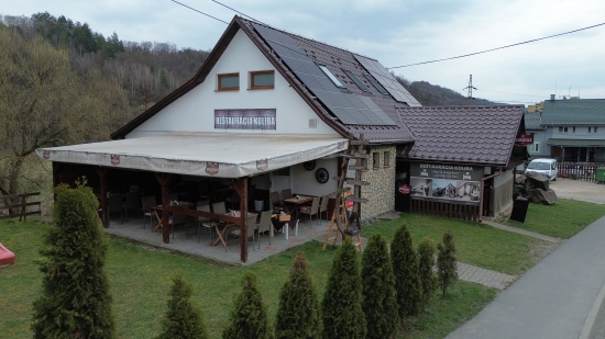 Predaj, reštaurácia Hnúšťa, Koliba + Ubytovanie - EXKLUZÍVNE HALO REALITY