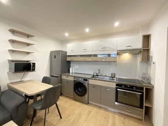 Prenájom, jednoizbový byt Banská Bystrica