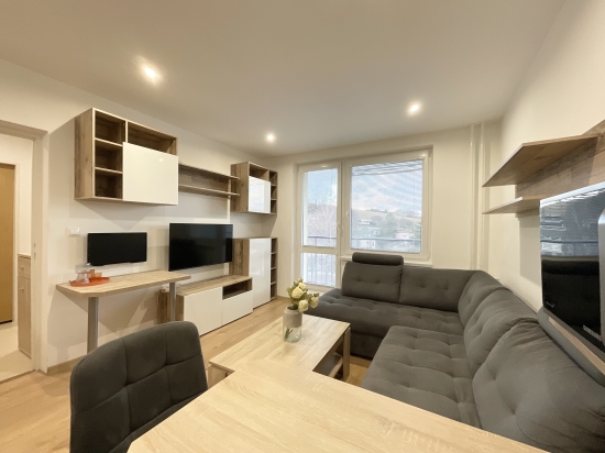 Prenájom, jednoizbový byt Banská Bystrica