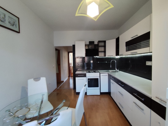 Prenájom, trojizbový byt Banská Štiavnica