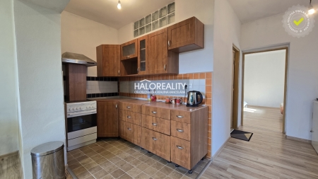 Predaj, rodinný dom Čata