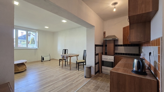 Predaj, rodinný dom Čata