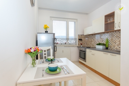 Prenájom, jednoizbový byt Bratislava Nové Mesto, Tehelná