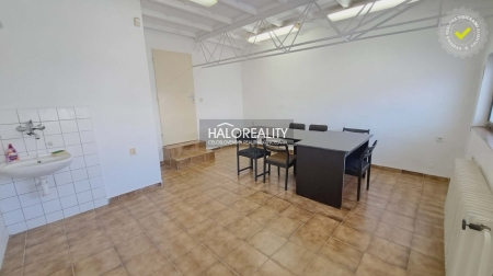 Predaj, kancelársky priestor s garážou Senec, Kysucká ul. - EXKLUZÍVNE HALO RE...