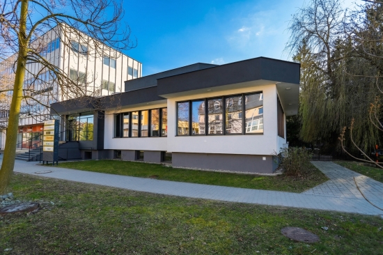 Predaj, polyfunkcia/obchodné priestory Považská Bystrica, Centrum - EXKLUZÍVNE HALO REALITY