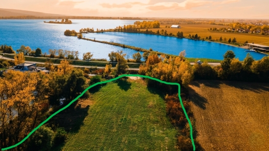 Predaj, pozemok   8162 m2 Banka - EXKLUZÍVNE HALO REALITY