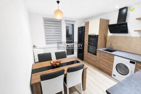 Predaj, trojizbový byt Handlová, Sídlisko Mostná - EXKLUZÍVNE HALO REALITY