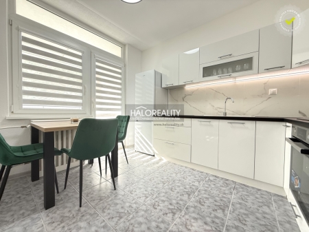 Prenájom, trojizbový byt Partizánske, Šípok - EXKLUZÍVNE HALO REALITY