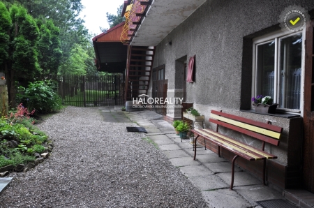 Predaj, rodinný dom Nálepkovo, Ulica Zimná, s veľkým pozemkom 7896 m2 - EXKLUZ...