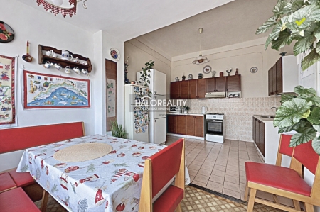 Predaj, rodinný dom Nové Zámky, trojizbový, pôvodný stav