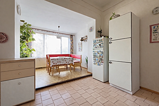 Predaj, rodinný dom Nové Zámky, trojizbový, pôvodný stav