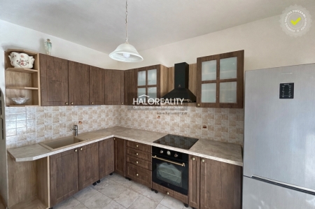 Predaj, trojizbový byt Prievidza, Sídlisko Zapotôčky - EXKLUZÍVNE HALO REALITY