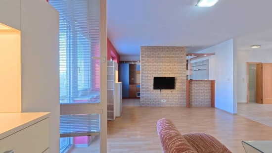 Predaj, trojizbový byt Bratislava Petržalka, Šustekova