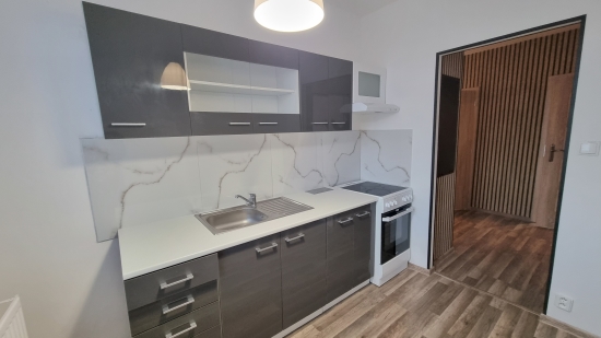 Predaj, trojizbový byt Vranov nad Topľou