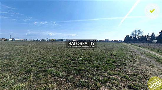 Predaj, pozemok pre rodinný dom 939 m2 Nové Zámky, nová lokalita pre výstavbu RD - EXKLUZÍVNE HALO REALITY
