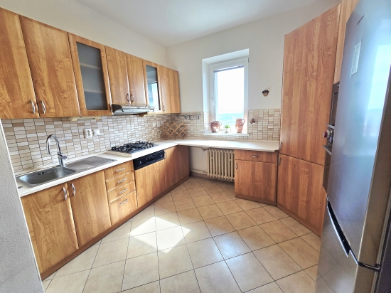 Predaj, trojizbový byt Bratislava Ružinov, Karadžičova