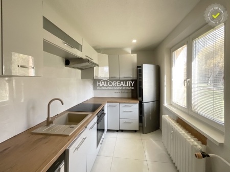 Prenájom, trojizbový byt Brezno, Brezno mesto, Nálepkova