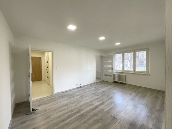 Prenájom, trojizbový byt Brezno, Brezno mesto, Nálepkova