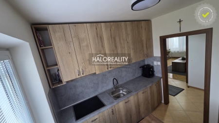 Predaj, trojizbový byt Vranov nad Topľou, Čemerné, po kompletnej rekonštrukcii...