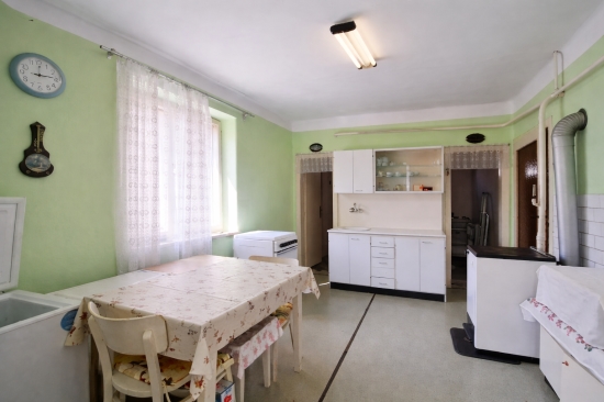 Predaj, rodinný dom Pribeta, dvojizbový, pôvodný stav