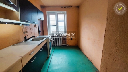 Predaj, trojizbový byt Poproč - ZNÍŽENÁ CENA - EXKLUZÍVNE HALO REALITY