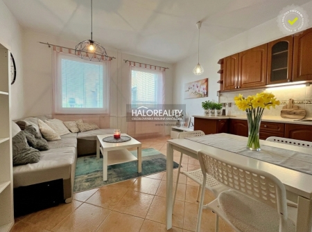 Predaj, trojizbový byt Levice, Vinohrady, po rekonštrukcii a dispozičnej úprav...