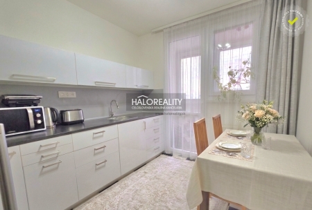 Predaj, štvorizbový byt Bratislava Petržalka, Budatínska - EXKLUZÍVNE HALO REA...