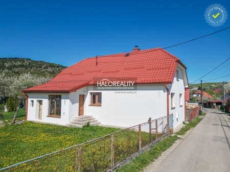 Predaj, štýlový rodinný dom Papradno - EXKLUZÍVNE HALO REALITY