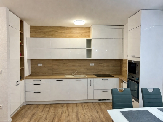 Prenájom, trojizbový byt Prievidza, Sídlisko Žabník, s parkovacím miestom v garáži - NOVOSTAVBA