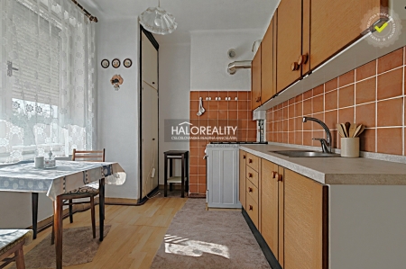 Predaj, dvojizbový byt Nové Zámky - CENTRUM - EXKLUZÍVNE HALO REALITY