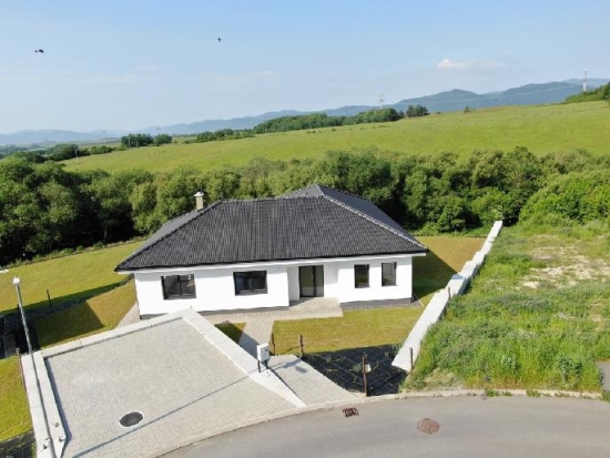 Predaj, rodinný dom Slaská, luxusný so zariadením  - NOVOSTAVBA - EXKLUZÍVNE HALO REALITY